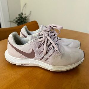 Nike women’s trail running shoes